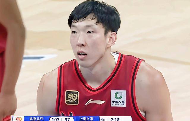 周琦18年亚运会个人集锦，对阵菲律宾砍下25分7盖帽