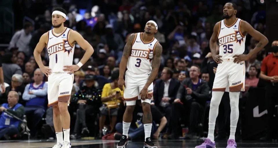 NBA太阳队这个阵容其实在下个赛季非常有作为的，用好两个首轮签将会带来质变！的简单介绍