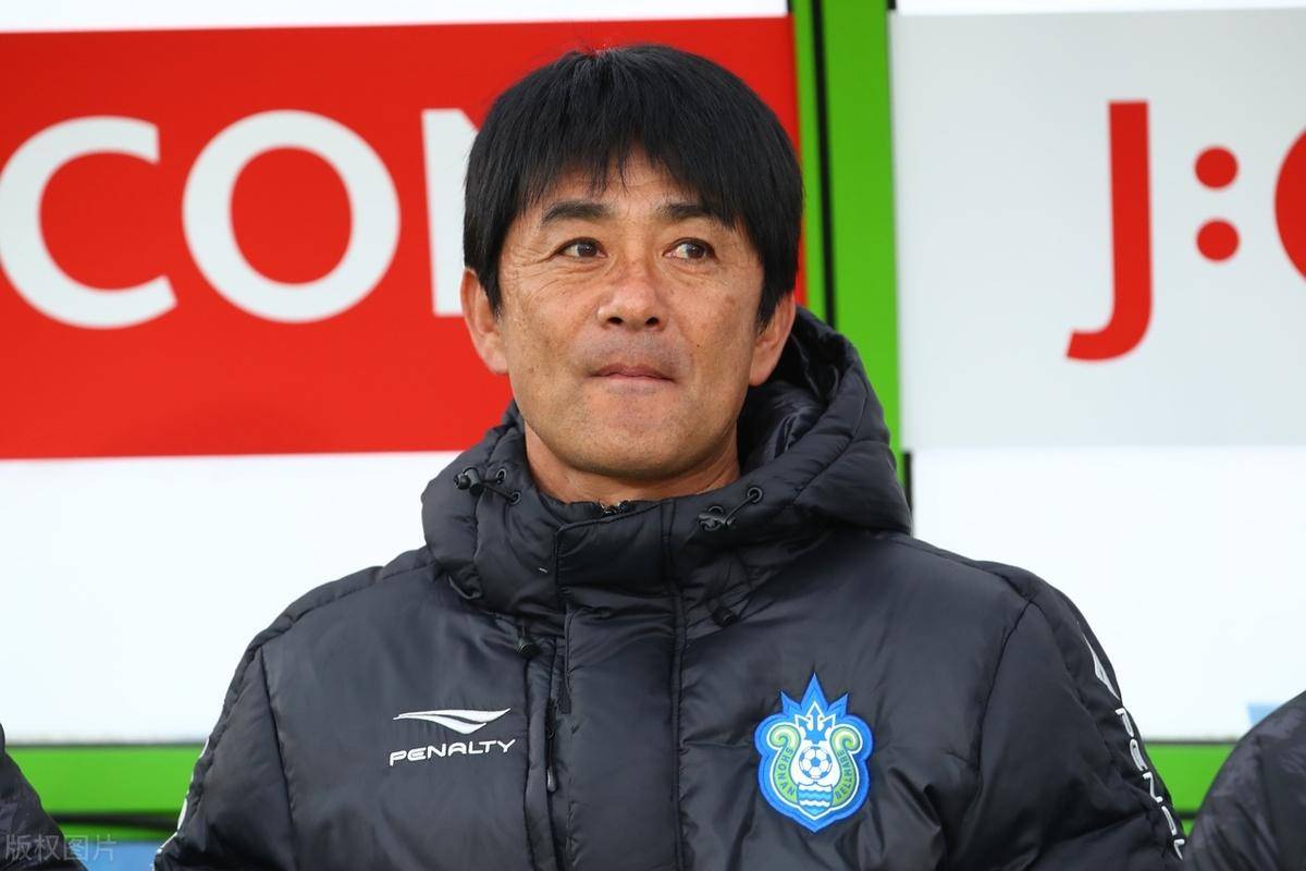 前沙尔克04主帅杰拉茨出任兰斯主教练的简单介绍
