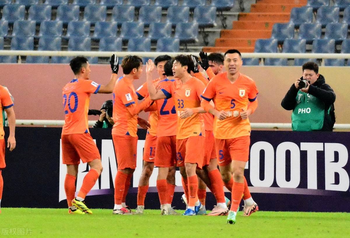 3-1，山东泰山终结2连败，泽卡双响，36岁邓卓翔率队2连胜终结的简单介绍