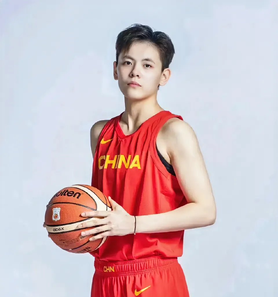 杨舒予15分杨力维关键2罚中国女篮复仇澳洲